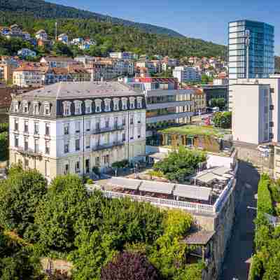 Alpes et Lac Hotel Exterior