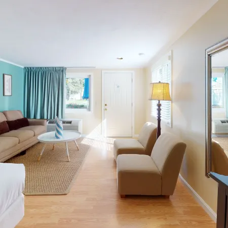 Breezeway Resort