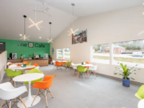 Cedar Motor Inn Hotels in Marquette