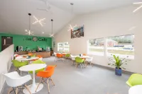 Cedar Motor Inn Hotels in Marquette