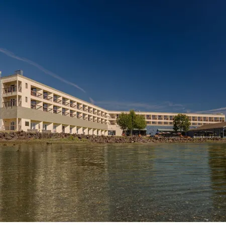 Best Western Plus Silverdale Beach Hotel