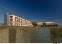 Best Western Plus Silverdale Beach Hotel