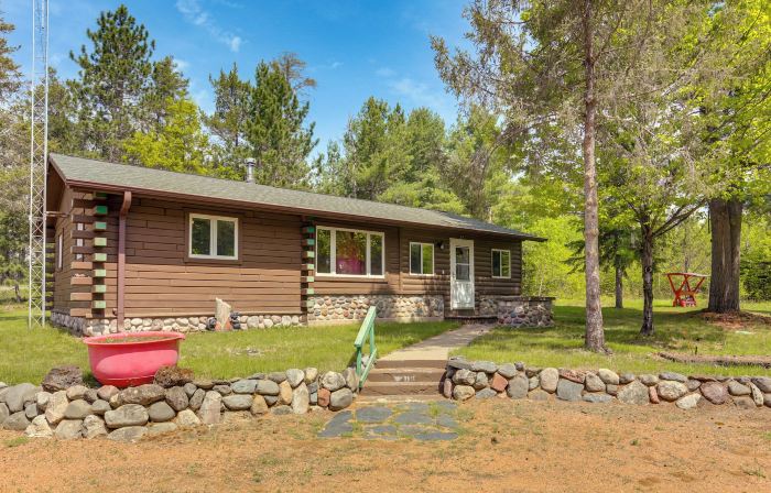 Updated Conover Cabin w/ Nearby Boating Access!