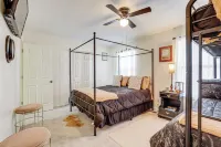 Georgia Townhome - 3 Mi to Stone Mountain Park! Hotels in Stone Mountain