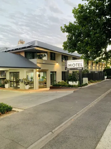 Central Deborah Motel