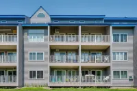 Lincoln Condo w/ Resort Amenities & Mountain Views - Parkplatz