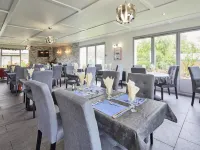 Hôtel Restaurant Kyriad de Cambrai Hôtels à : Fontaine-Notre-Dame