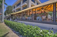 Naples Condo w/ Pool - Walk to Dining & Beach - Condos