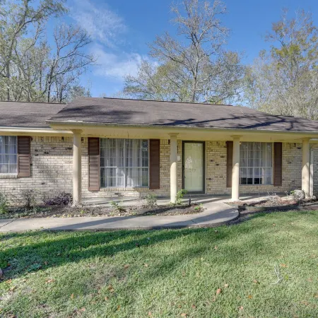 Beaumont Rental Home ~ 2 Mi to Gulf Terrace Park!