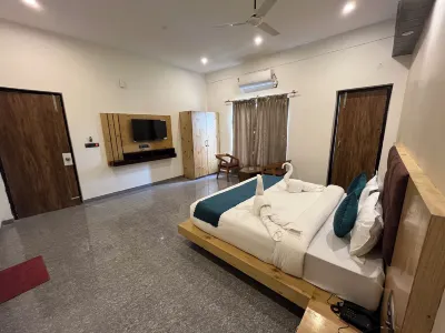 River Home Stay Hotels near Corbett Wildlife Sanctuary Uttarakhand