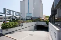 LVG Hotel Collection - Gardenia - parking