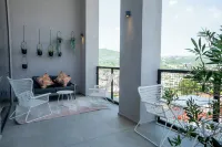 Luxury Condo Scenic Views of Festival del Globo