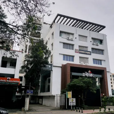โรงแรม ออร์ชาร์ด พาร์ค โรงแรมใกล้วัดปารวตี