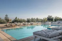 Filia Luxury Suites - Pools