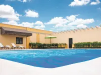 CHN Hotel Monterrey Norte - piscina