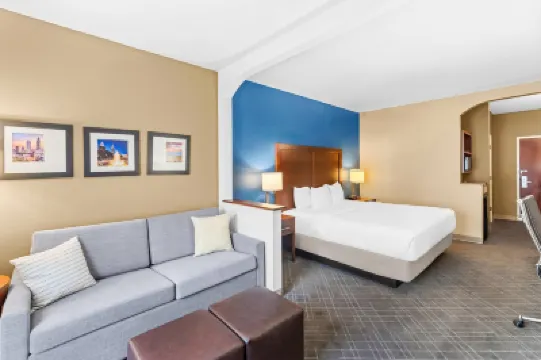 Comfort Suites Mobile East Bay Hotels in Daphne