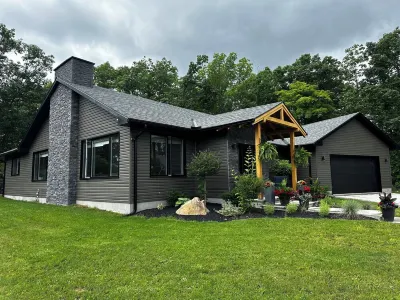 A Tranquil Escape for the entire family in the heart of the Thousand Islands Hotel in zona Thousand Islands