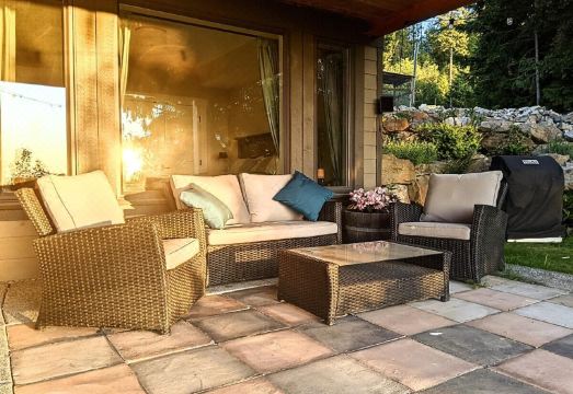 경이로운 산속의 집 썸네일