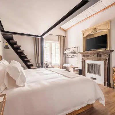The Mark Hotel Hotels near Granja Las Americas