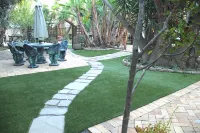 Secret Garden Guesthouse - Bãi đậu xe