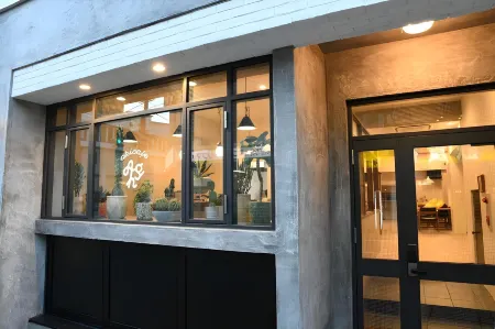 Guesthouse Akicafe Inn