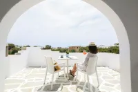 Holidays in Paros Hotels in Aliki