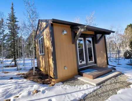 PRIVATE Updated Cabin GAME ROOM & PELOTON