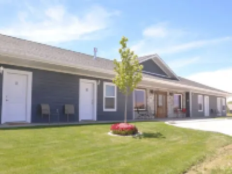 Greystone Crossing Suite #8 Hotels in Heyburn
