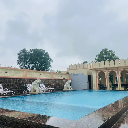 Sajjan Bagh Resort