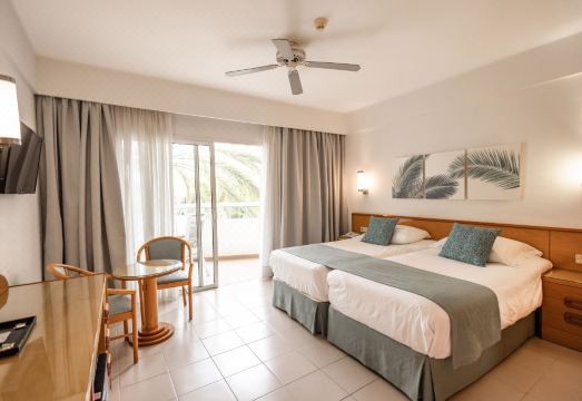 2. 호텔 리우 돈 ..