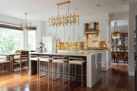 Luxury Living - Spacious & Deluxe Home