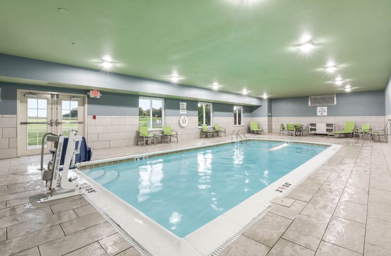 Holiday Inn Express & Suites Jasper by IHG photo 2