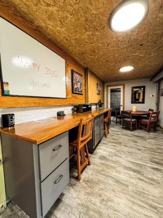 MY FLAT! Industrial 3 Bd with outdoor space!