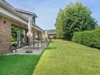 Modern KüstenHygge 1 with garden & parking space Hotels in Westerdeichstrich