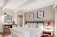 Beachfront Manor Hotel