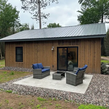 Cozy Cabin in the Northwoods-Forest Retreat