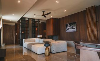 Luxury Villa Saleccia Beach Access Through the Maquis