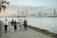 Waterfront w/ Heated Pool & FREE PKG