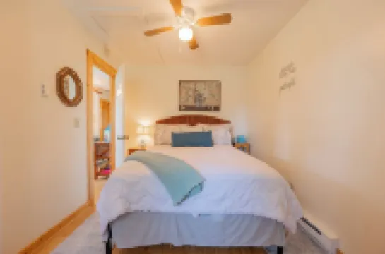 Find your Happy Place at our Country Cottage!!