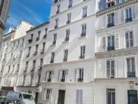 Le Mireille Hotels in Épinettes