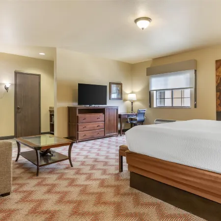 Best Western Plus Cimarron Hotel  Suites