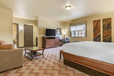 Best Western Plus Cimarron Hotel  Suites Các khách sạn ở Stillwater
