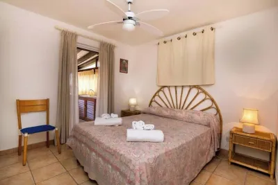 Spacious and comfortable apartment by the sea Hotels near Rudalza