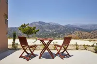 Romantische Villa mit Privatsphäre, Grosse Terrasse mit Aussicht