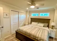 Coral Cottage~Family with kids~Pet Friendly~Stunning Views~pool~beach gear