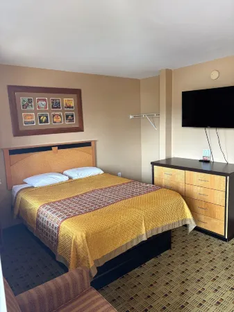 Stay Inn & Suites - Stockbridge Отели рядом с достопримечательностью «Eagles Landing Country Club»