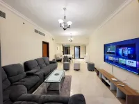 Duplex Spacious 4-bedroom sunset sea views apartment with swimming pool.