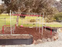 Beach Shack 150m to beach, 10m to Golf course, tranquil pet-friendly & quaint Hotels in Clifton Springs