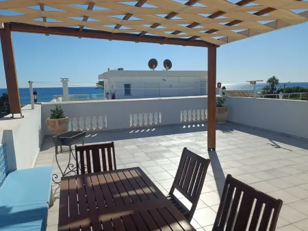 Superb sea view villa floor