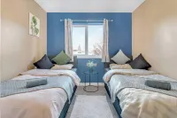 Charming house with WiFi in delightful Doncaster